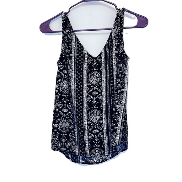 Tank Top Bundle - SO and No Boundaries - Small - Picture 7 of 9